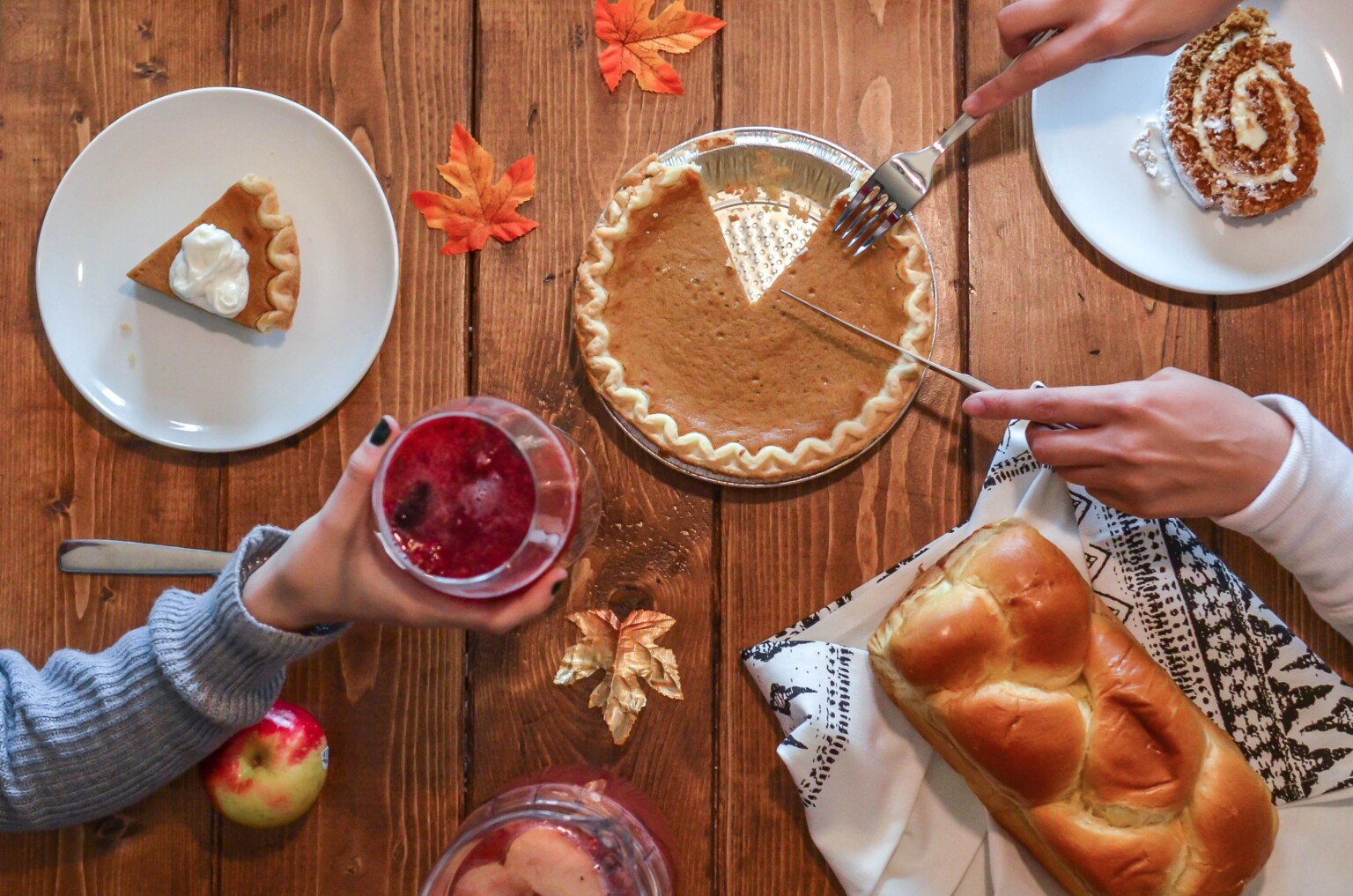 60 Thanksgiving Journal Prompts for Adults to Celebrate Blessings ...